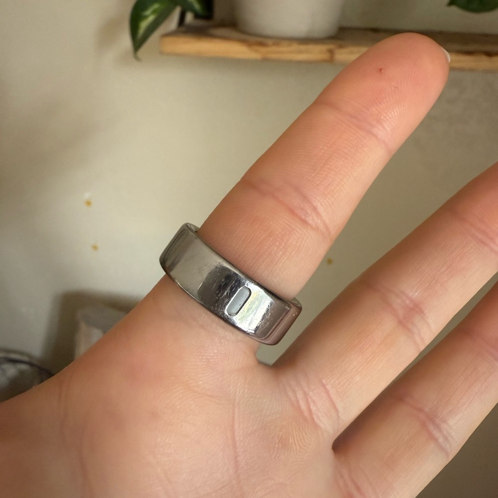 Oura Ring 4 - Size 10 - Picture 2 of 3